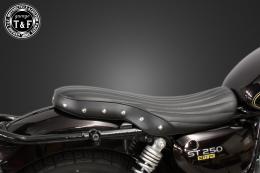 ST250E　スタッド付きショートフラットシート(バーチカル)