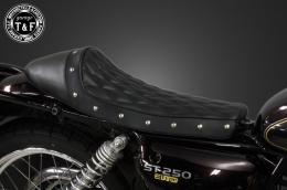 ST250E　スタッド付きカフェシート(ダイヤ)