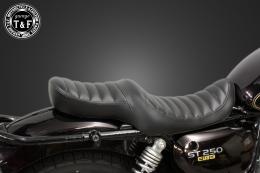 ST250E　ツーリングシート(タックロール)