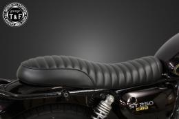 ST250E　フラットシート(タックロール)