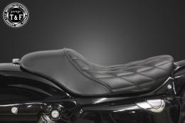 スポーツスター(2004〜2021年)専用　シングルシートタイプC(ダイヤ)