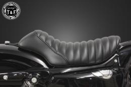 スポーツスター(2004〜2021年)専用　シングルシートタイプCショート(タックロール)