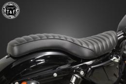 スポーツスター(2004〜2021年)専用　コブラシート(タックロール)