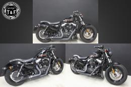 スポーツスター(2004〜2021年)専用　スタッド付きコブラシート(バーチカル)