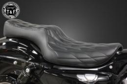 スポーツスター(2004〜2021年)専用　ダブルシート(ダイヤ)