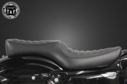 スポーツスター(2004〜2021年)専用　ダブルシート(デラックス)