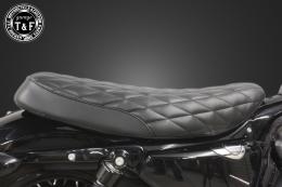 スポーツスター(2004〜2021年)専用　ダブルフラットシート(ダイヤ)