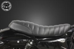 スポーツスター(2004〜2021年)専用　ショートフラットシート(タックロール)