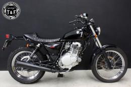 グラストラッカー250(キャブモデル専用)　スタッド付きカフェシート(タックロール)