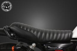 グラストラッカー250(キャブモデル専用)　ショートフラットシート(タックロール)