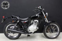 グラストラッカー250(キャブモデル専用)　ツーリングシート(バーチカル)