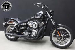 ダイナ(DYNA)　スタッド付きガンファイターシート(バーチカル)