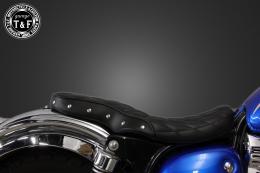 エストレヤ　スタッド付きフラットシート(ダイヤ)