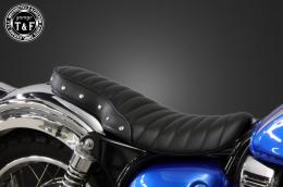 エストレヤ　スタッド付きフラットシート(タックロール)