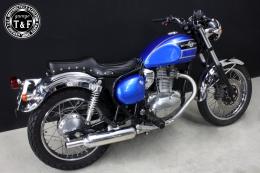 エストレヤ　スタッド付きダブルシート(バーチカル)