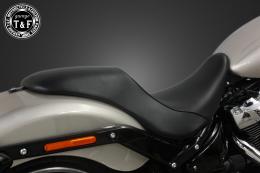 ソフテイルブレイクアウト(2018〜2024年)　ガンファイターシート(スムース)