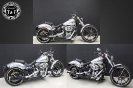 ソフテイルブレイクアウト(FXSB)　ピリオンシート(タックロール)